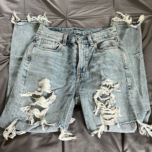 American Eagle Outfitters Ripped Light Wash Jeans
